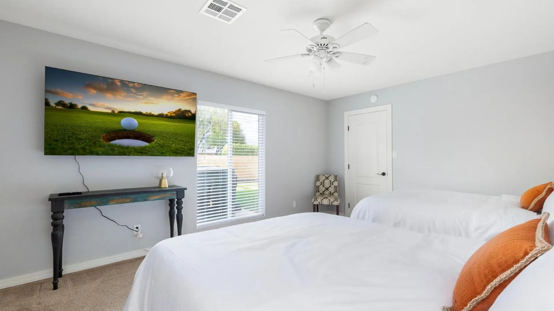 Central Location, Heated Pool, Hot Tub, Game Room Phoenix Semesterbostad