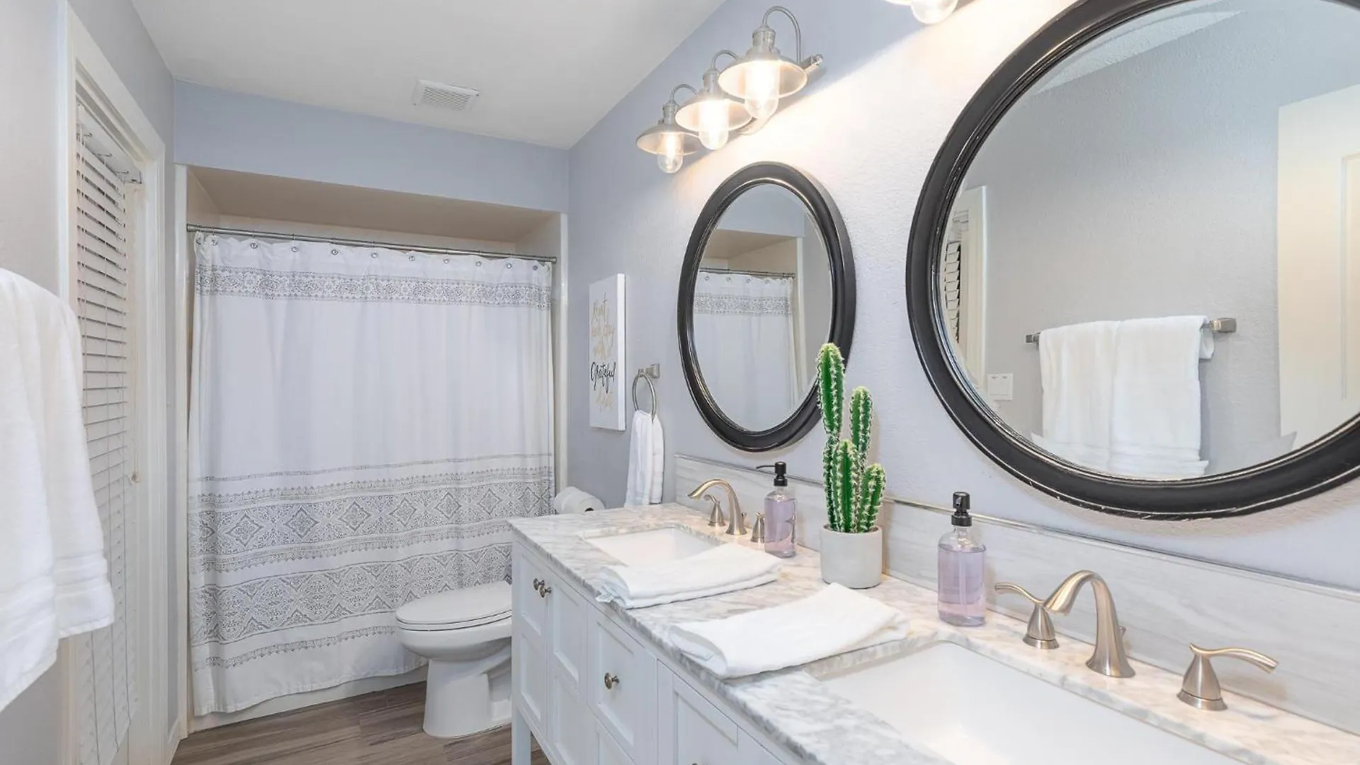 Central Location, Heated Pool, Hot Tub, Game Room Phoenix Semesterbostad